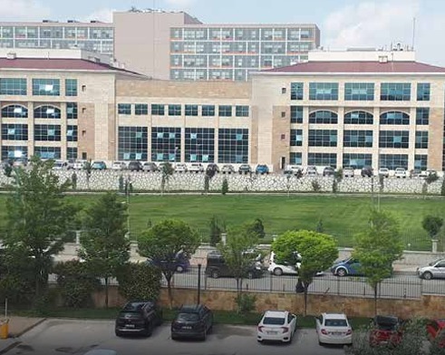 Uşak Emniyet Binası